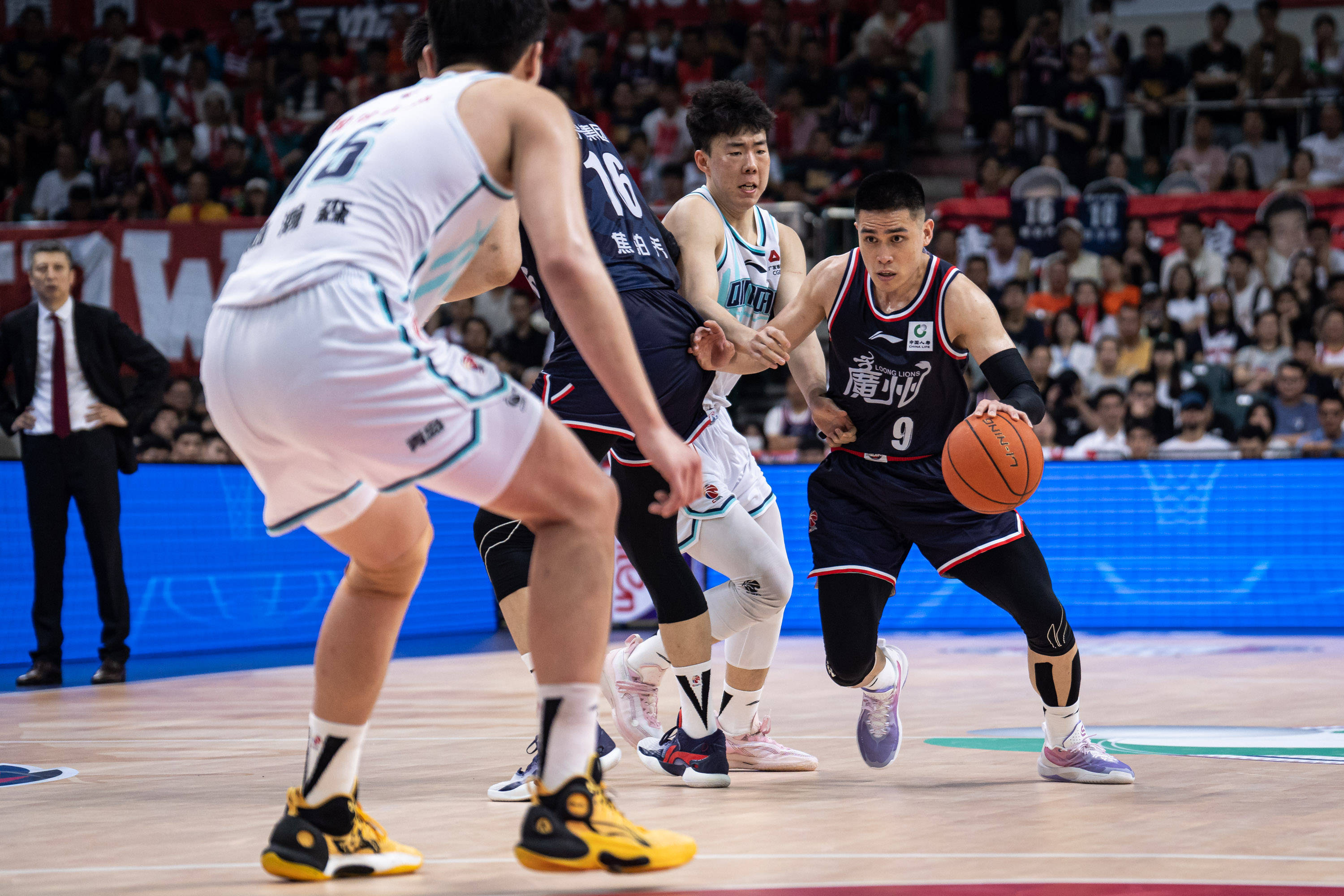 首发构型与 首发构型与